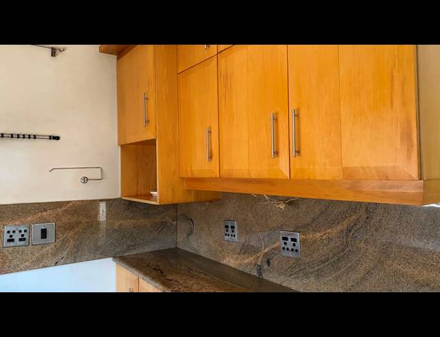 3 BEDROOM FLAT TO LET IN GLENWOOD
